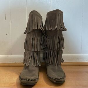 Minnetonka Suede 3 Layer Fringe Boots